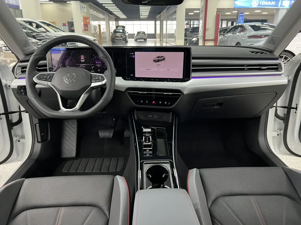 Volkswagen Lamando 2024 Lingdu Lingdu L 280TSI DSG Cool Edition 2024 — миниатюра 5