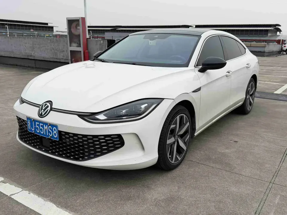 Volkswagen Lamando Lingdu L 280TSI DSG Super Hot Flagship Edition 2023 — фото 1, купить с доставкой в Москву