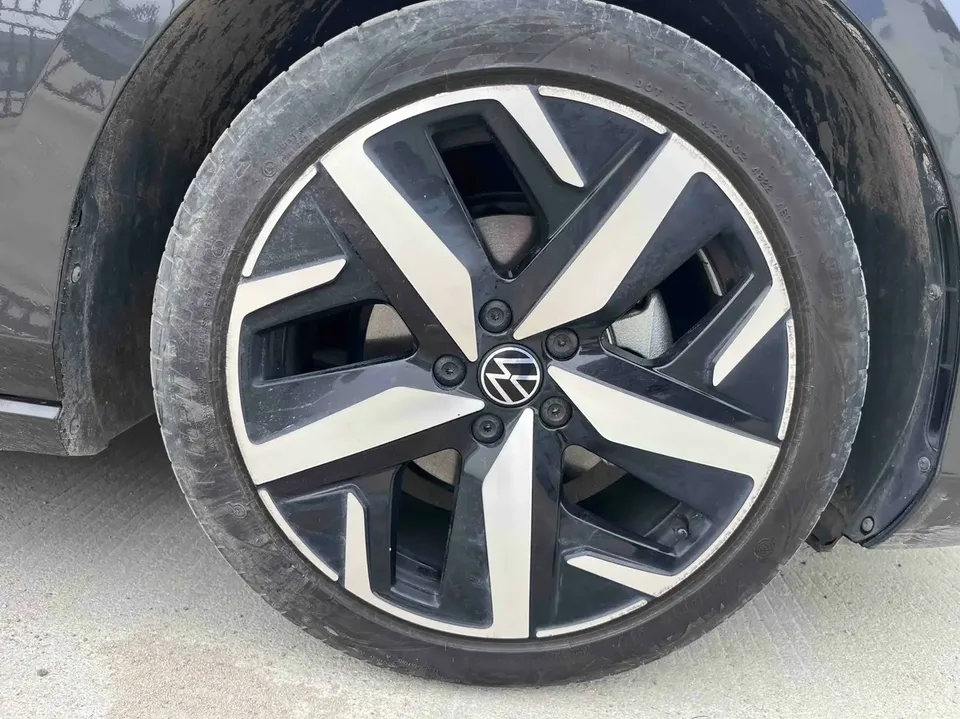 Volkswagen Lamando Lingdu Lingdu L 280TSI DSG Cool Edition 2023 — миниатюра 3