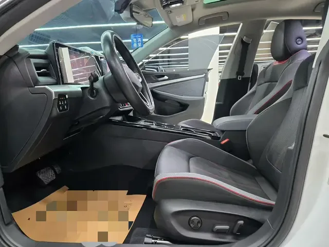 Volkswagen Lamando 2024 Lingdu Lingdu L 280TSI DSG Hot Edition 2024 — миниатюра 5