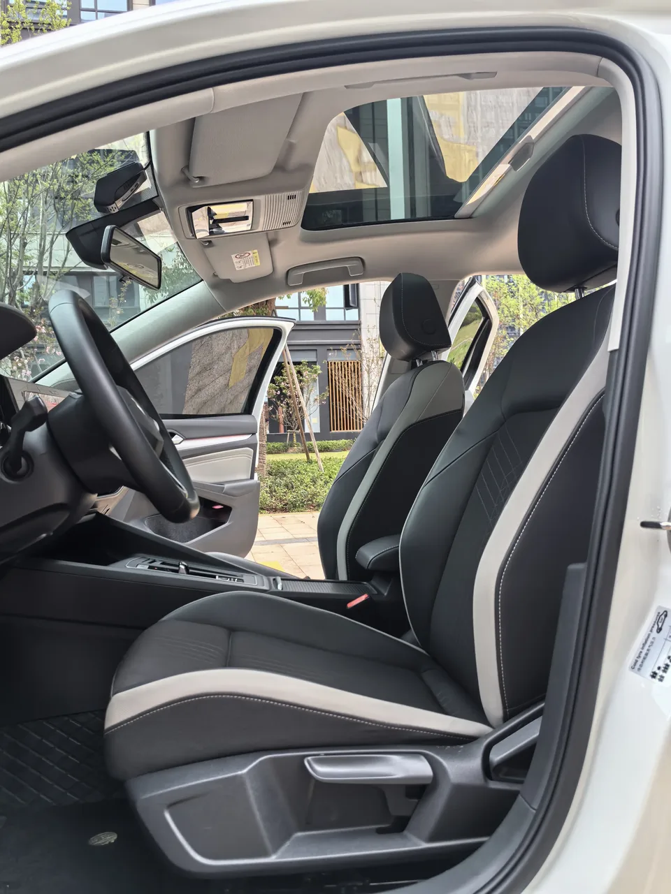 Volkswagen Golf golf 2023 280TSI DSG Pro 2023 — thumbnail 3