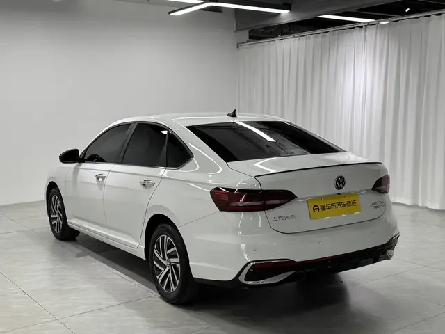 Volkswagen Lavida 300TSI DSG Starry Sky Edition 2024 — миниатюра 2