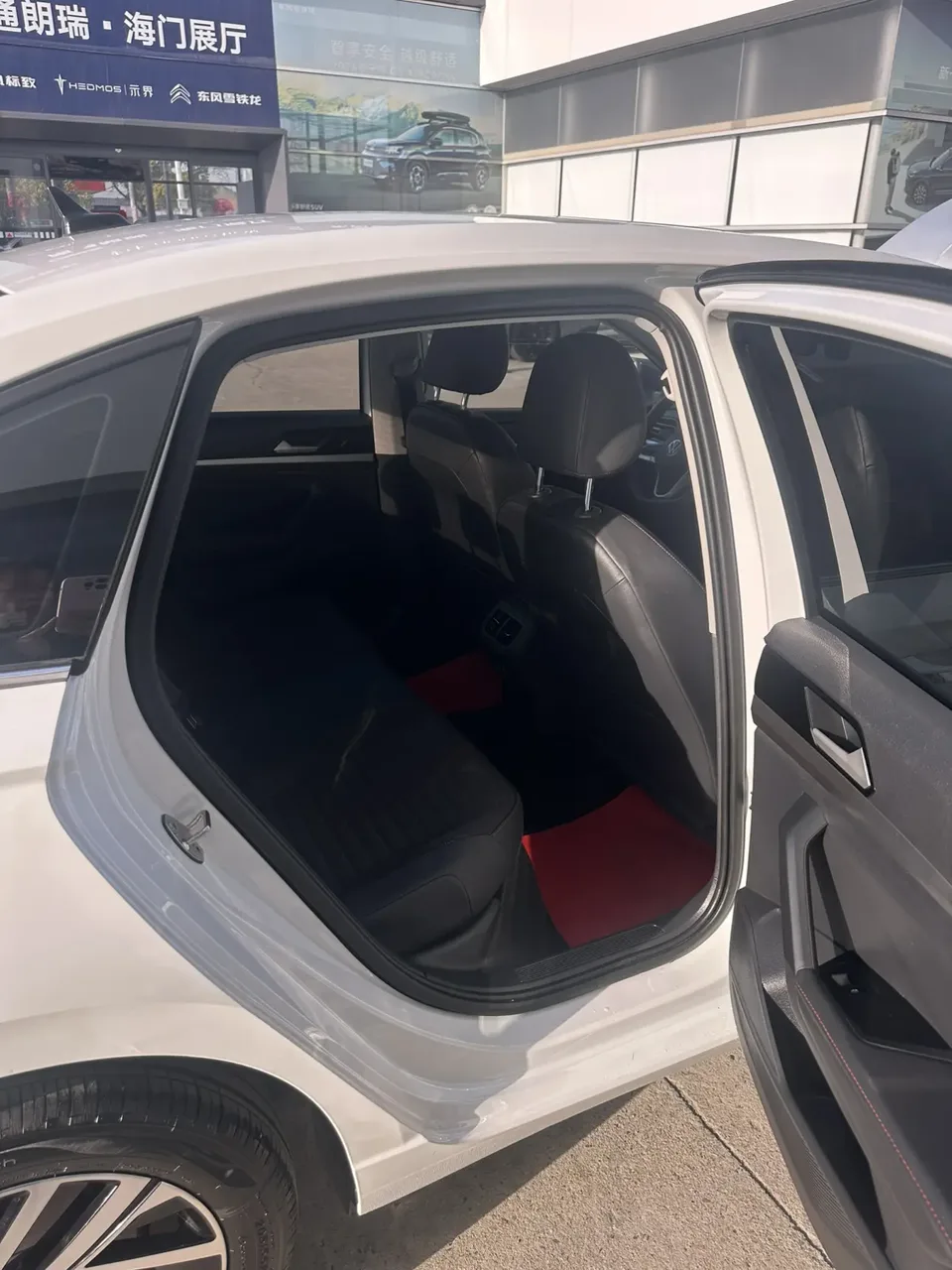 Volkswagen Lavida Lavida 2024 300TSI DSG Manyi Edition 2024 — миниатюра 4