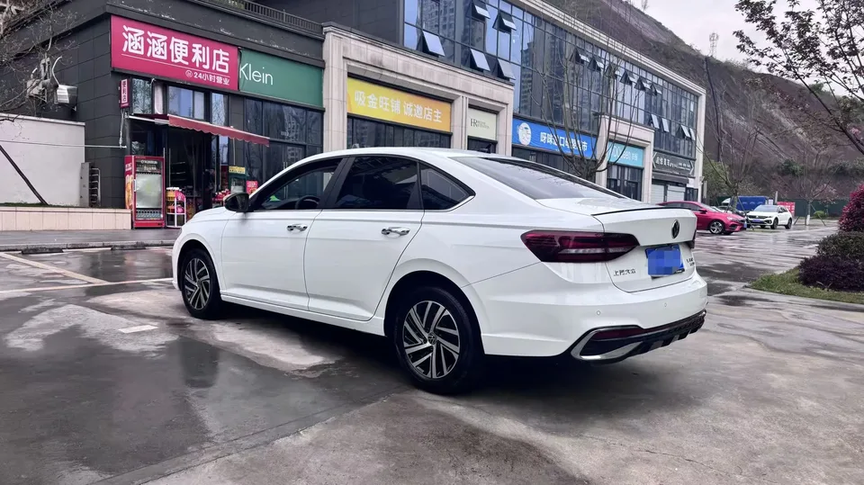 Volkswagen Lavida Lavida 2024 300TSI DSG Manyi Edition 2025 — миниатюра 4