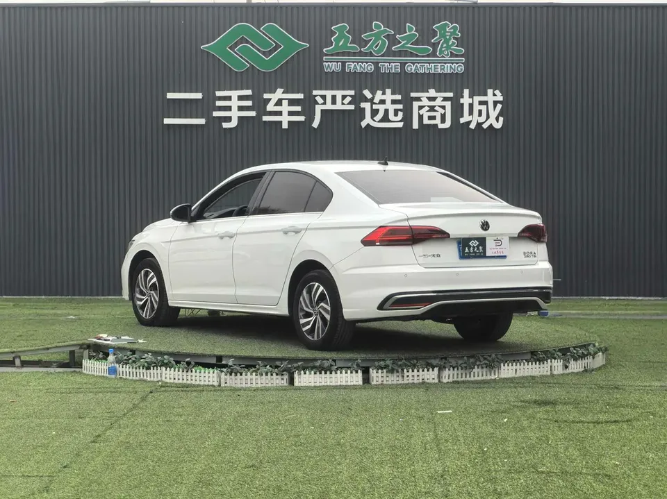 Volkswagen Bora Bora 2023 280TSI DSG Comfort Edition 2024 — thumbnail 2