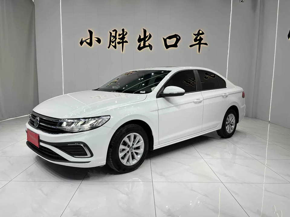 Volkswagen Bora Bora 2023 1.5L Automatic Limited Edition 2023 — фото 1, купить с доставкой в Москву
