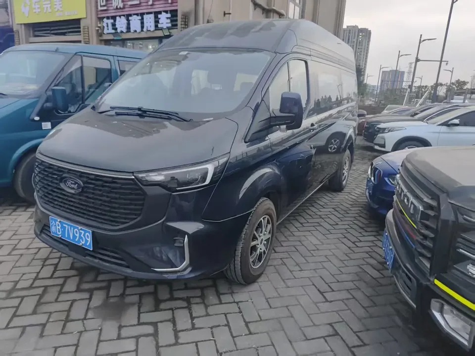 Ford Transit 2024