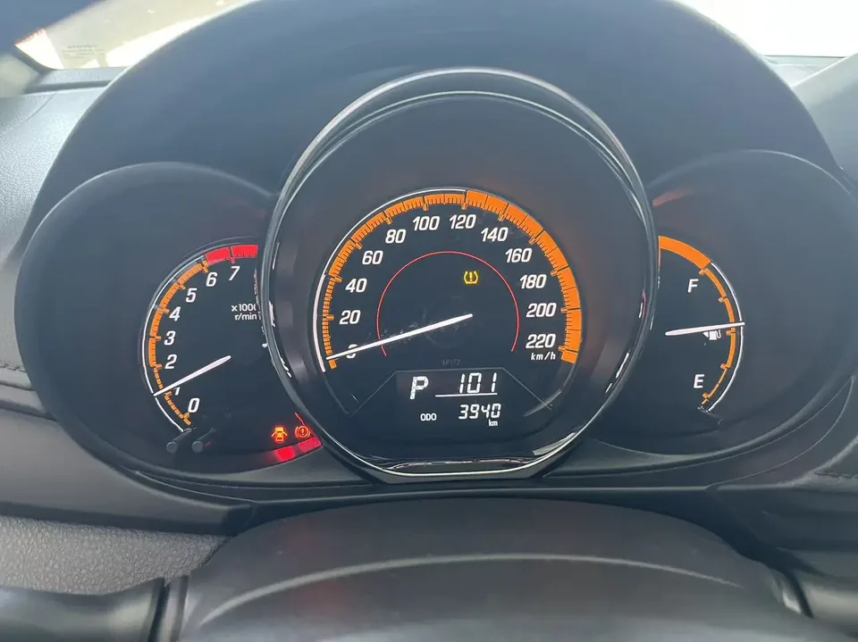 Toyota YARiS L Enjoy YARiS L Enjoy 2022 YARiS L enjoys the 2022 1.5L CVT luxury PLUS version 2022 — thumbnail 3
