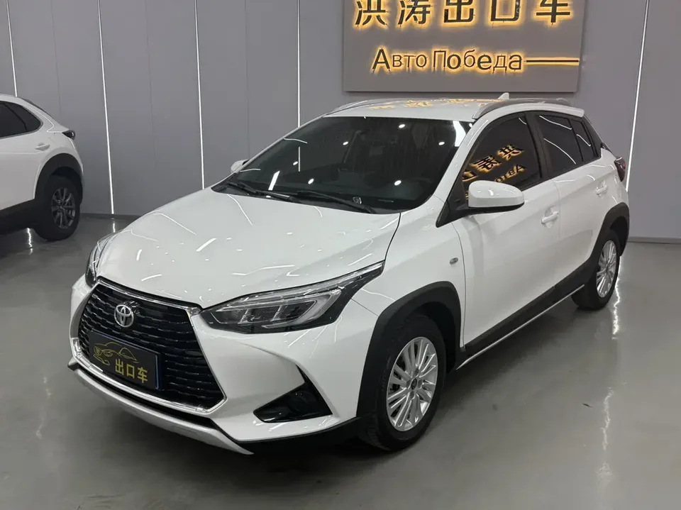 Toyota Yaris L 2022