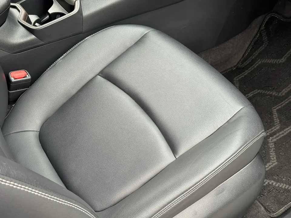 Toyota RAV4 2.0L CVT 2WD Fashion PLUS Edition 2023 — миниатюра 2