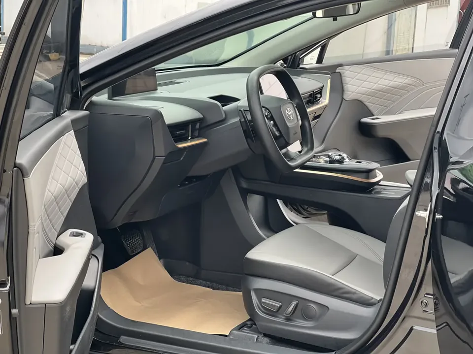 Toyota bZ3 Elite PRO 2024 — миниатюра 5