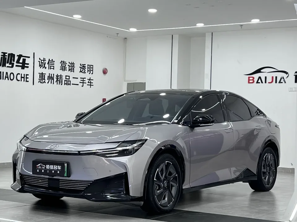 Toyota bZ3 2024