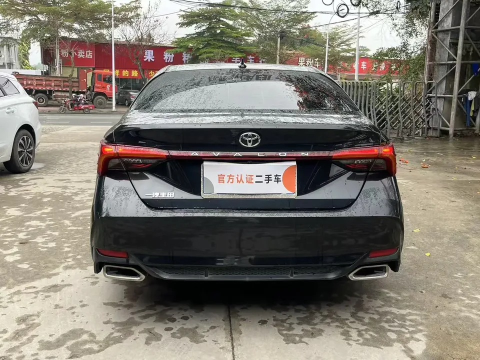 Toyota Avalon 2.0L Enterprising Edition 2023 — миниатюра 2