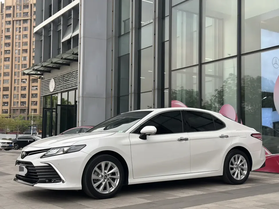 Toyota Camry 2022