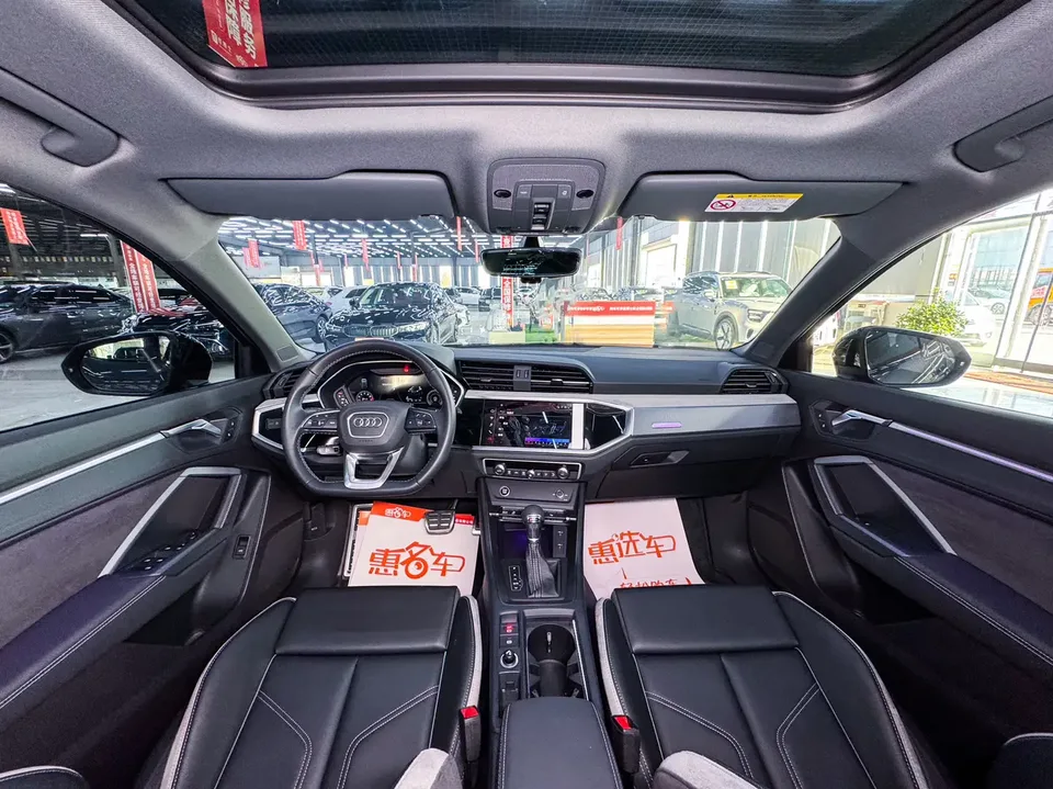 Audi Q3 Audi Q3 2024 40 TFSI Fashion Dynamic Edition 2024 — миниатюра 3