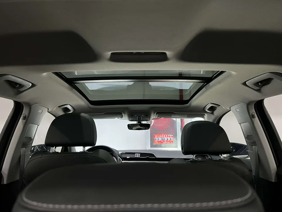 Audi Q3 Audi Q3 2022 35 TFSI Fashionable and Dynamic 2022 — миниатюра 3