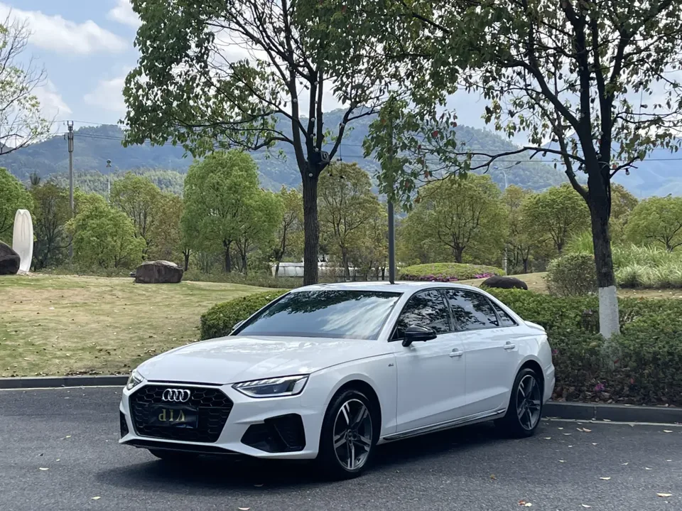 Audi a4 l 2022