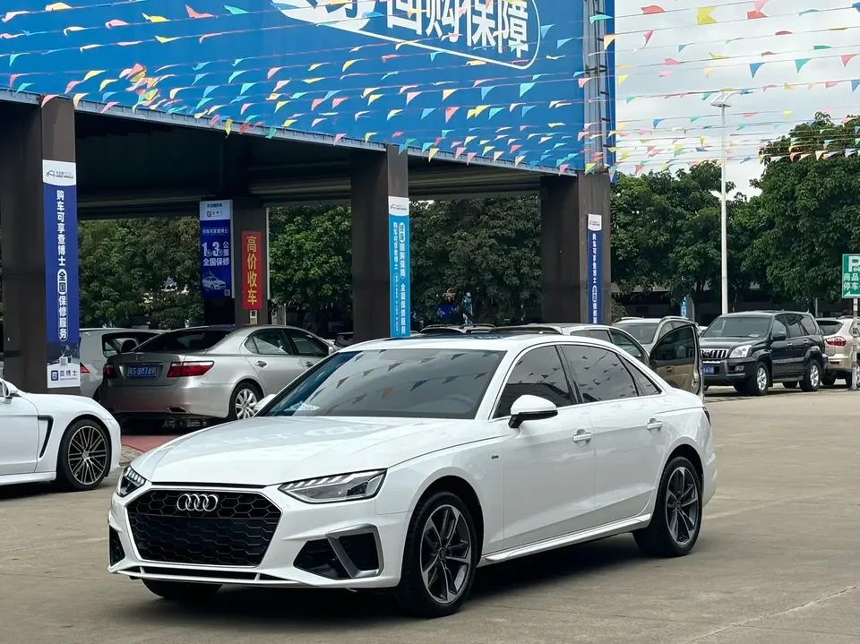 Audi a4 l 2024