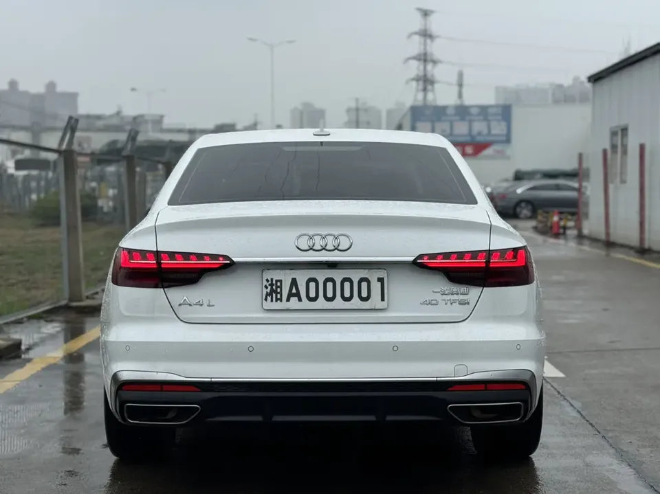 Audi a4 l A4L 2023 40 TFSI Fashion Dynamic Edition 2023 — thumbnail 2