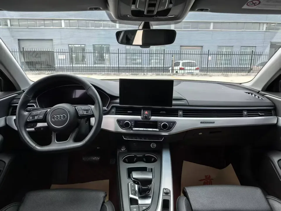 Audi a4 l A4L 2020 40 TFSI quattro luxury and dynamic model 2022 — миниатюра 3