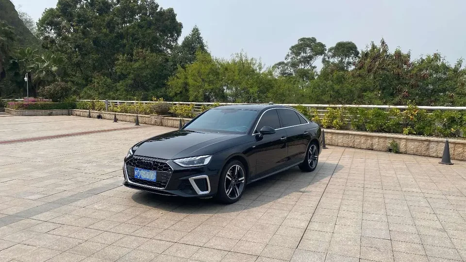 Audi a4 l 2022