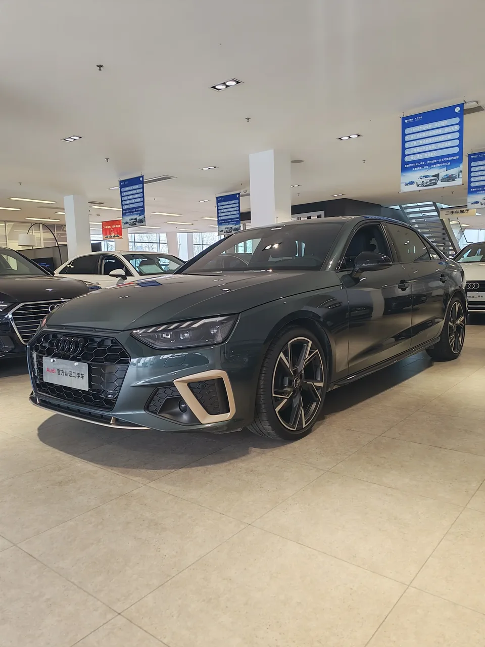 Audi a4 l 2024