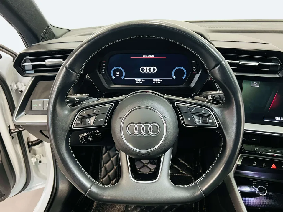 Audi A3 Audi A3 2024 Sportback 35 TFSI stylish and sporty 2024 — миниатюра 3