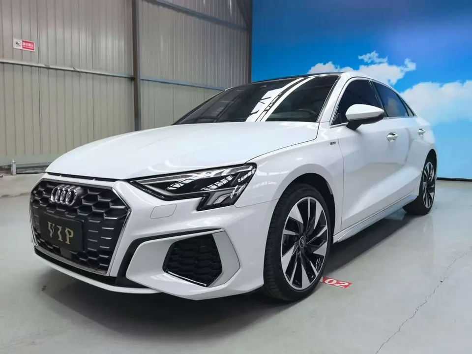 Audi A3 facelift A3L Limousine 35 TFSI stylish and sporty 2023 — фото 1, купить с доставкой в Москву