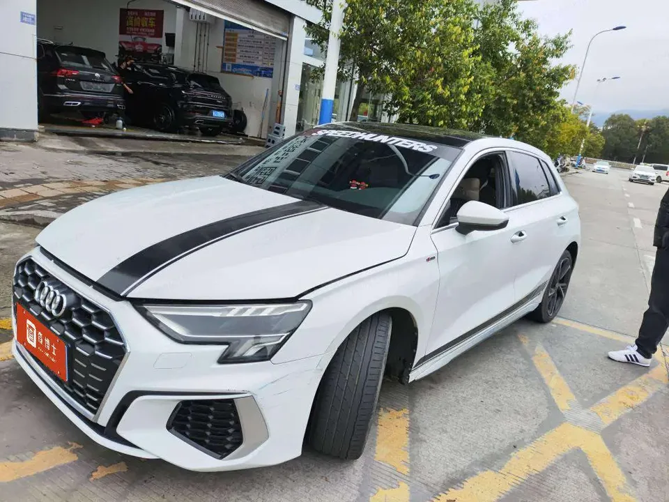 Audi A3 Audi A3 2024 Sportback 35 TFSI Stylish and sporty 2024 — photo 1, buy with delivery to Moscow