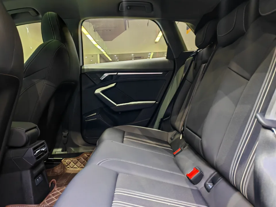 Audi A3 Audi A3 2024 Sportback 35 TFSI stylish and sporty 2024 — миниатюра 3