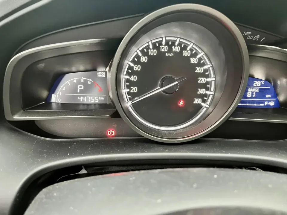 Mazda CX-4 Mazda CX-4 2021 2.0L 2WD Blue Sky Vibrant Edition 2023 — миниатюра 3