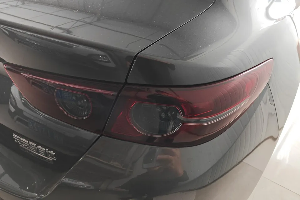 Mazda Axela 2.0L automatic quality version 2023 — миниатюра 3