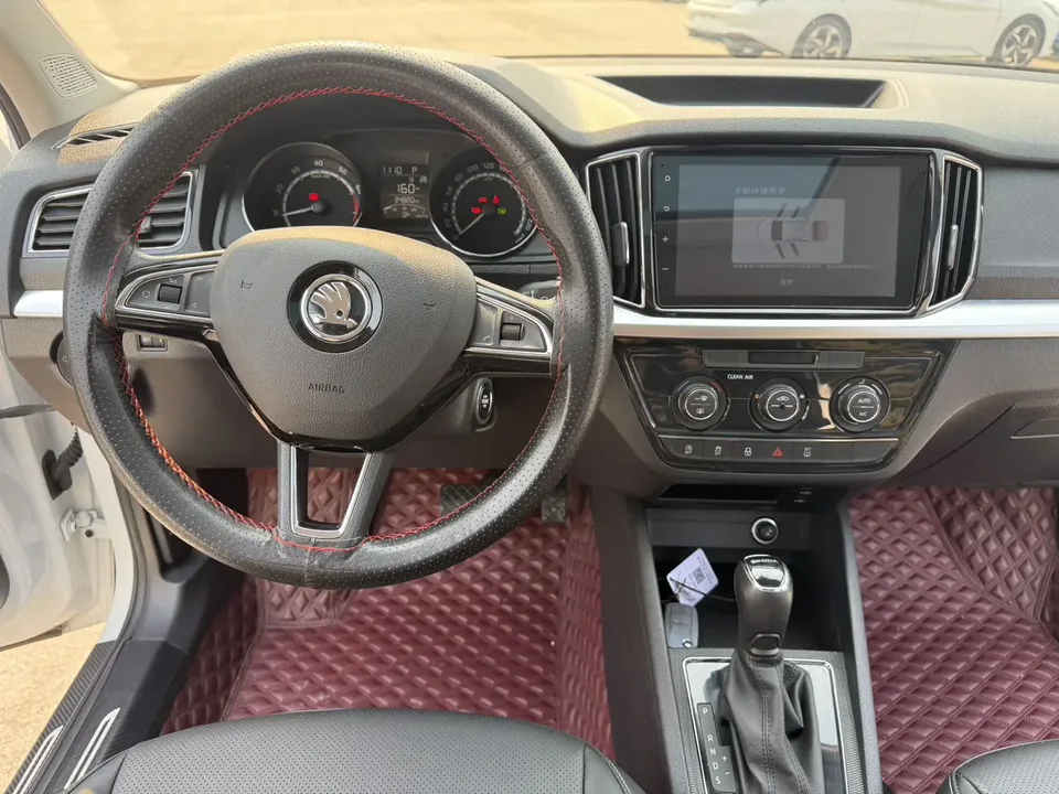 Skoda Comek Komic 2023 1.5L automatic comfort version 2023 — миниатюра 4