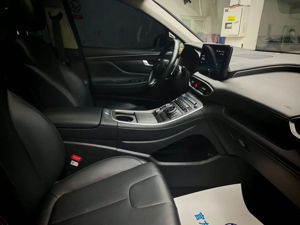 Hyundai Shengda Santa Fe 2023 Traveler 380T GDi GLX HTRAC 4WD Elite Edition 2023 — миниатюра 3
