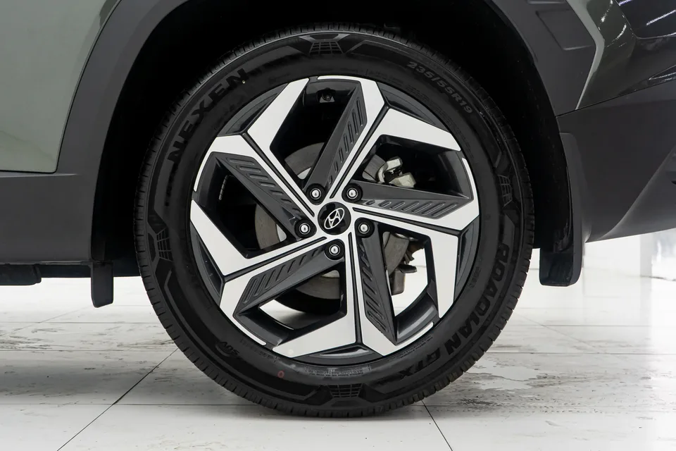 Hyundai tucson l Tucson 2023 Tucson L 1.5T DLX 2WD Luxury Edition 2024 — миниатюра 3