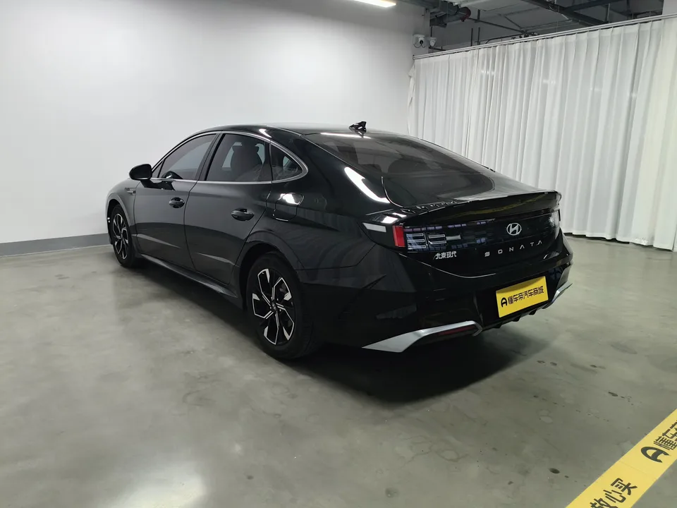 Hyundai Sonata 1.5T Pro 2025 — миниатюра 2