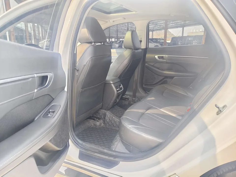 Hyundai Sonata 1.5T Pro 2024 — миниатюра 3