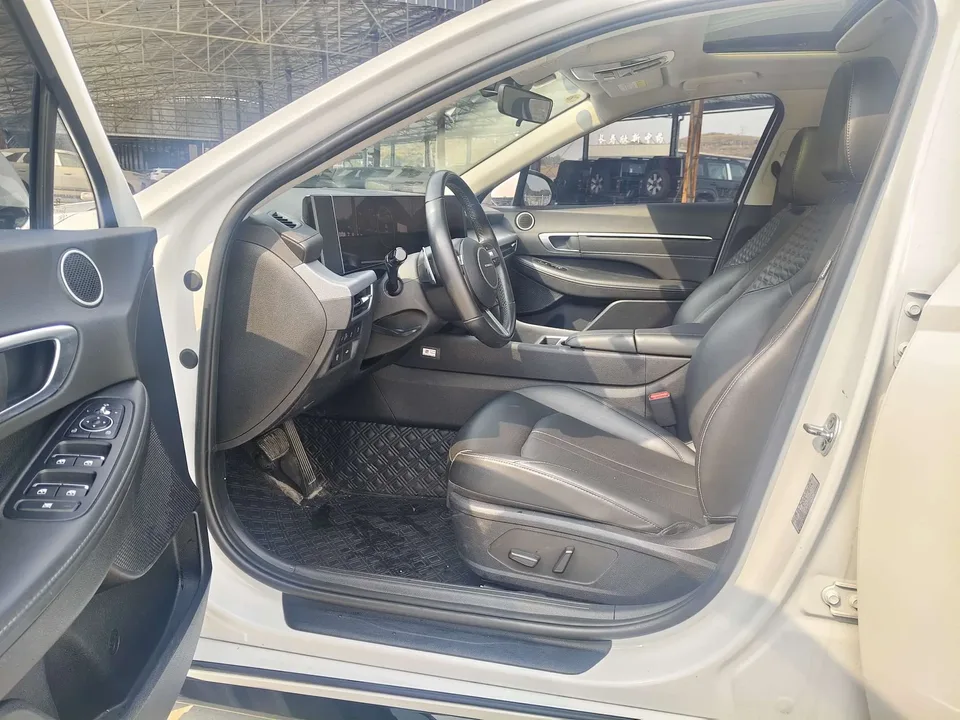 Hyundai Sonata 1.5T Pro 2024 — миниатюра 5