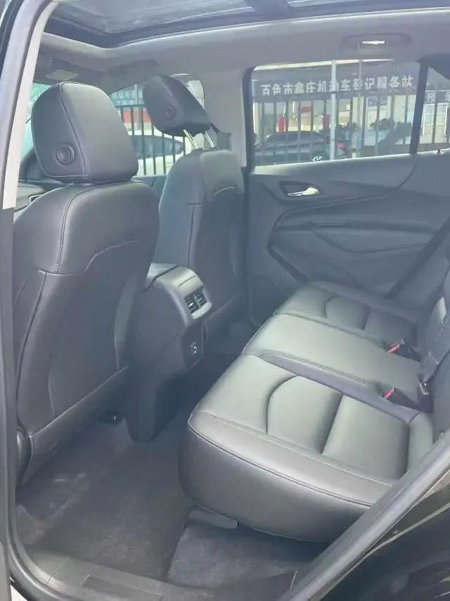 Chevrolet Equinox Explorer 2022 535T Territory Edition 2023 — миниатюра 3