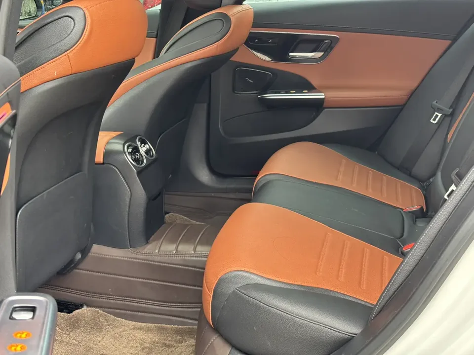 Mercedes-Benz C-Class Mercedes Benz C Class 2022 Mercedes-Benz C-Class 2022 C 200 L Sports Edition 2022 — thumbnail 3