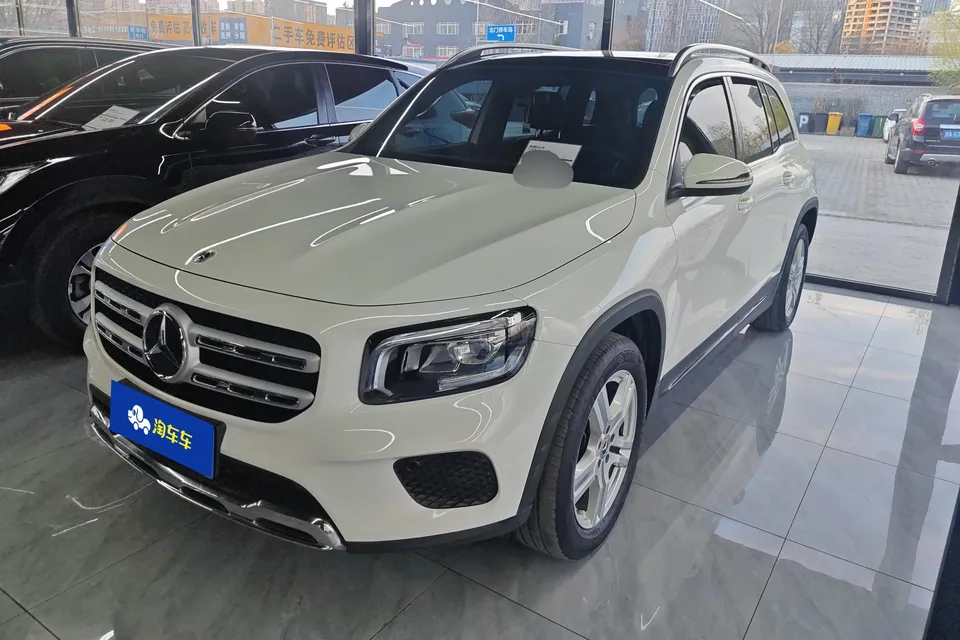Mercedes-Benz GLB-Class 2023