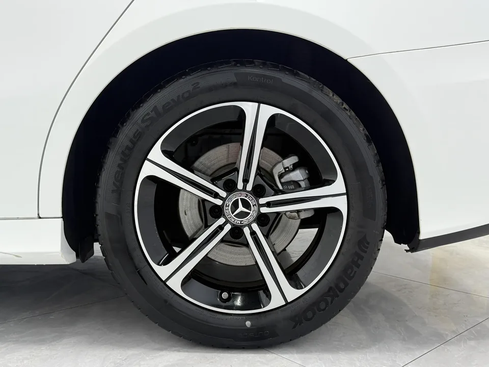 Mercedes-Benz Mercedes Benz A Class Mercedes-Benz A-Class 2024 A 200 L Fashion Edition 2024 — миниатюра 3