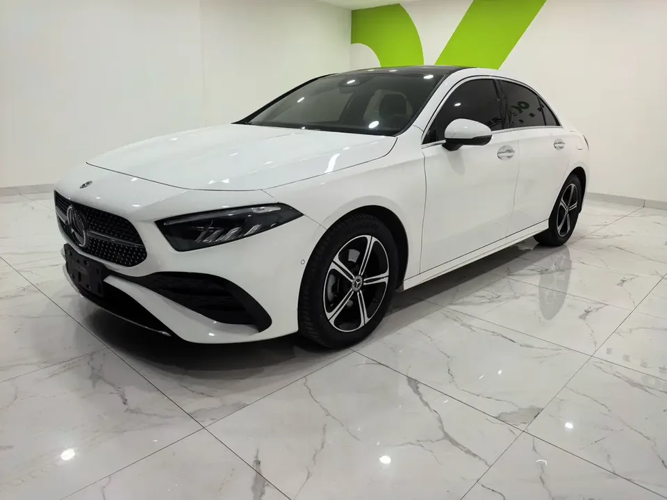 Mercedes-Benz Mercedes Benz A Class 2025