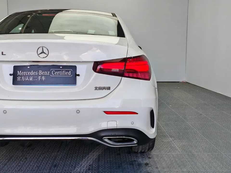 Mercedes-Benz Mercedes Benz A Class Mercedes-Benz A-Class 2023 A 200 L Sports Sedan Fashion Edition 2023 — миниатюра 4