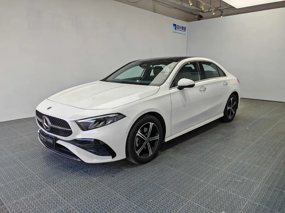 Mercedes-Benz Mercedes Benz A Class 2023