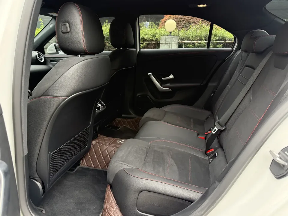Mercedes-Benz Mercedes Benz A Class Mercedes-Benz A-Class 2024 facelift A 200 L fashion version 2025 — миниатюра 3