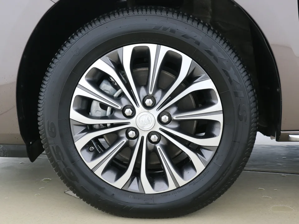 Buick GL8 GL8 2023 Buick GL8 2023 Land Business Class 2.0T Comfort Edition 2023 — thumbnail 3