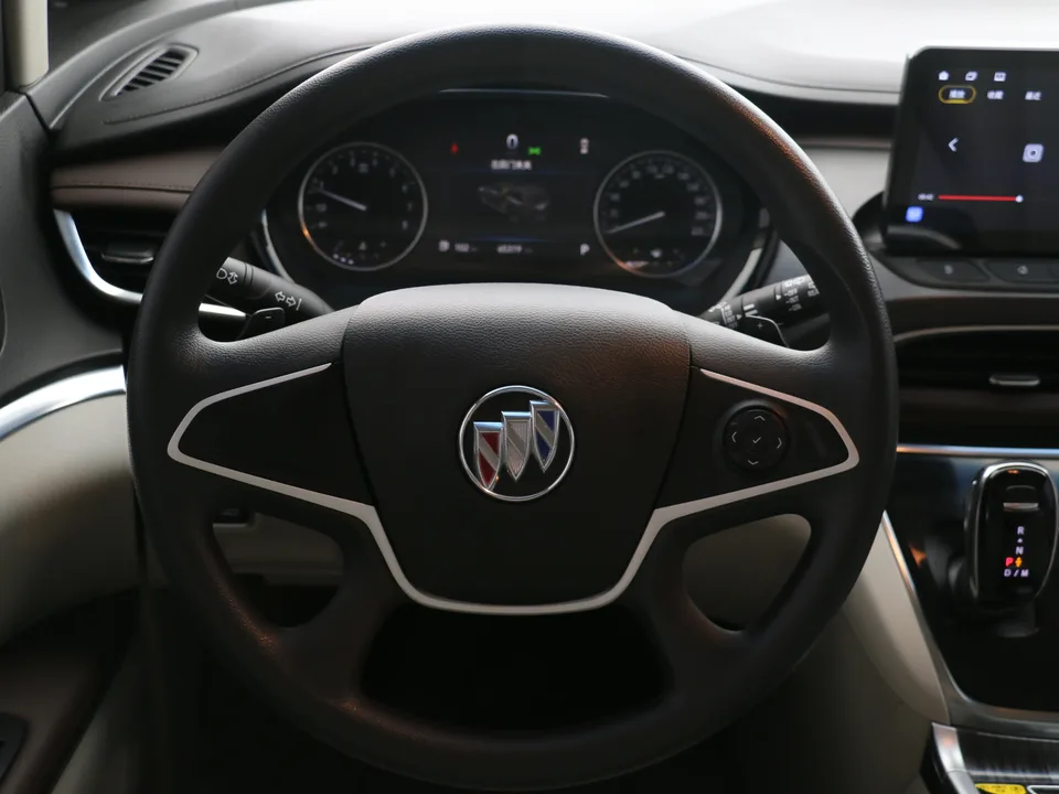 Buick GL8 GL8 2023 Buick GL8 2023 Land Business Class 2.0T Comfort Edition 2023 — thumbnail 4