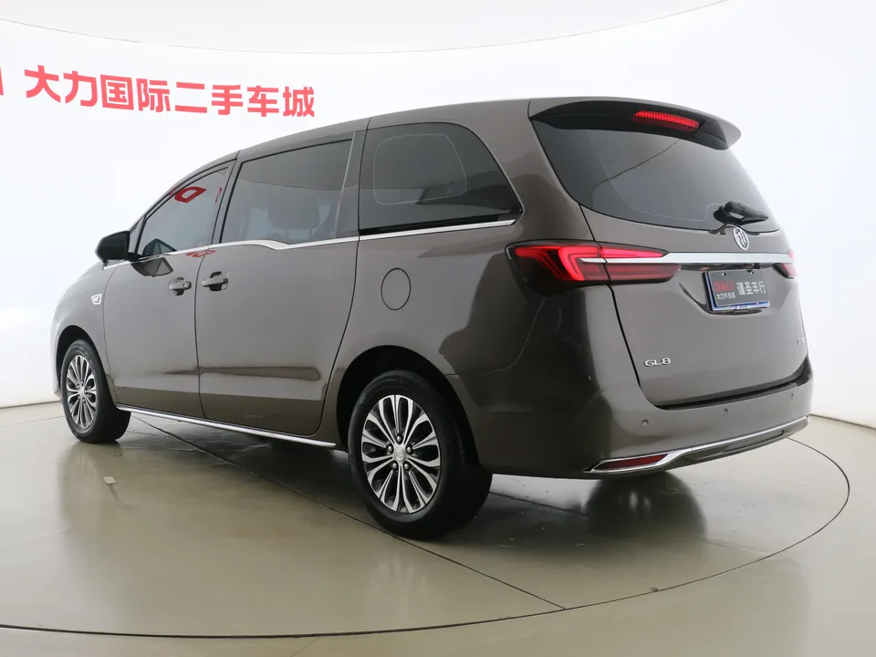 Buick GL8 GL8 2023 Buick GL8 2023 Land Business Class 2.0T Comfort Edition 2023 — thumbnail 5