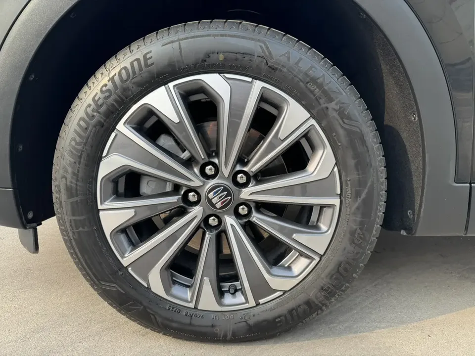 Buick Envision S 25T Advanced Platinum Edition 2025 — миниатюра 3